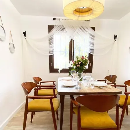 Entire By The Sea With Private Garden And Mini Pool Villa Torrevieja