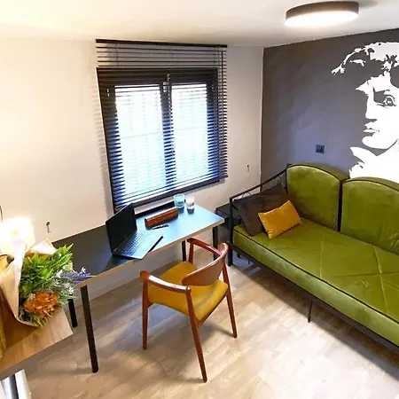 ヴィラ Entire By The Sea With Private Garden And Mini Pool