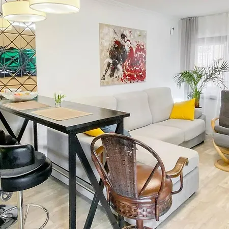 ヴィラ Entire By The Sea With Private Garden And Mini Pool