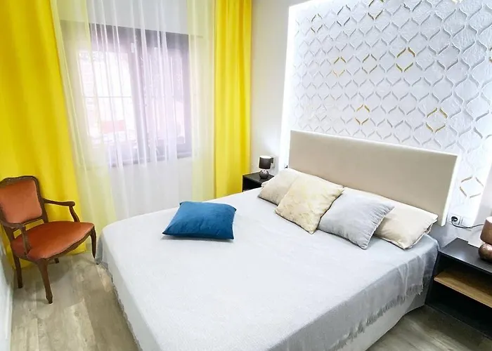 Villa Entire By The Sea With Private Garden And Mini Pool *