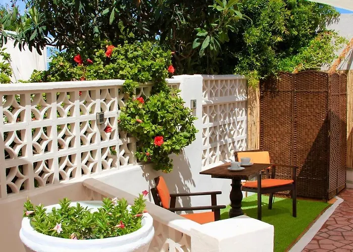 Entire By The Sea With Private Garden And Mini Pool Villa *