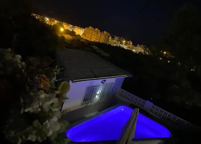 Villa Entire By The Sea With Private Garden And Mini Pool *